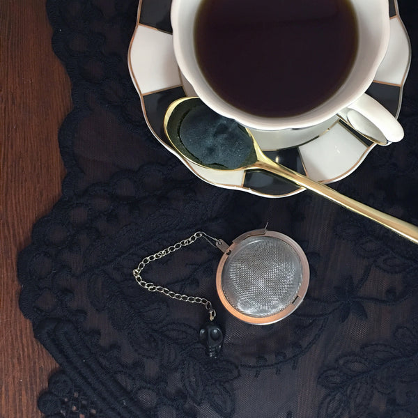Tea Ball - Black Skull